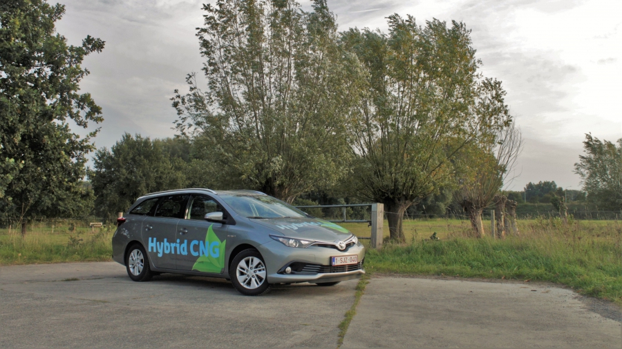 Toyota Hybrid CNG 